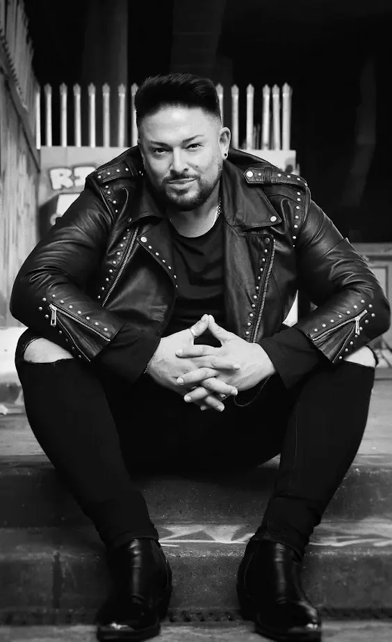 Ryan Joseph – Live Music at Darleys Brasserie, Darley Abbey, Derby Ryan Joseph performing live music at Darleys Brasserie, Derby – Sunday Sessions: Ryan Joseph Returns